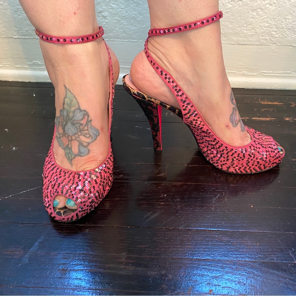 BetseyJohnson Pink Black Sequin Strappy Heels